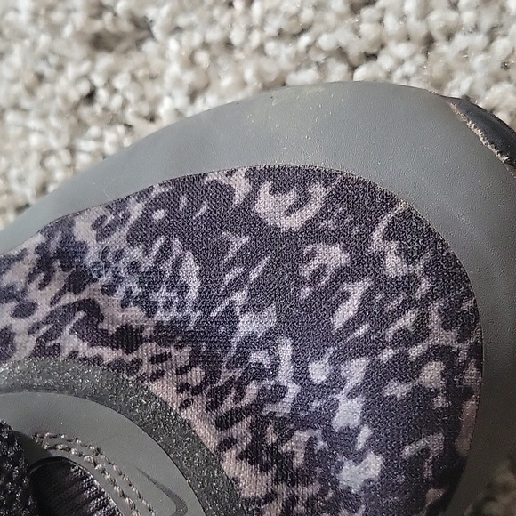 Nike Air Max Thea PrintDark Grey Black-Volt - Picture 3 of 8